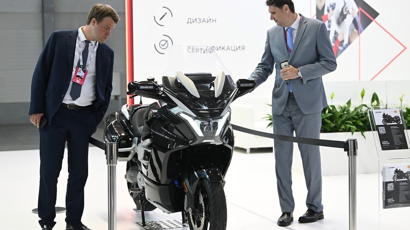 Начало серийного производства электромотоцикла Aurus Merlon запланировано на 2024 год