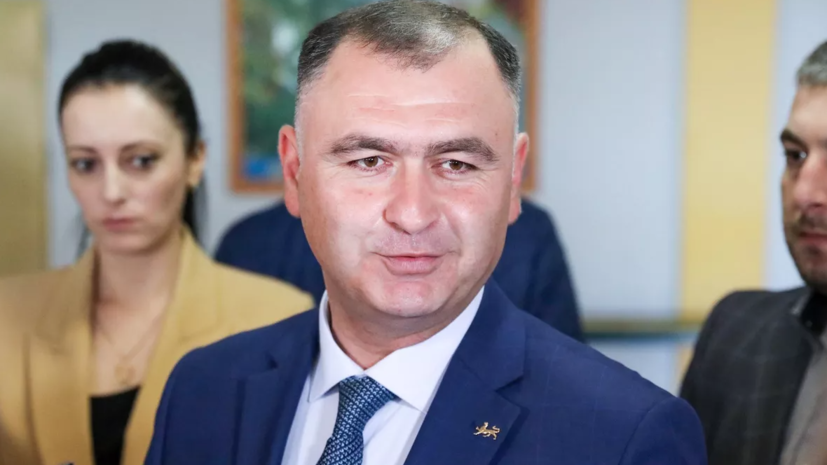 Президент Южной Осетии поздравил главу ЛНР с освобождением республики