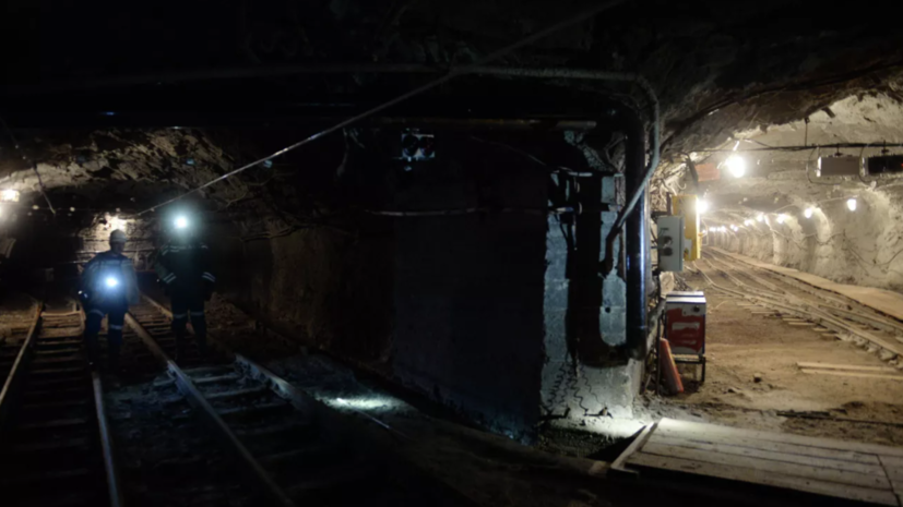 Причиной обрушения породы на шахте в Кузбассе стало сейсмособытие