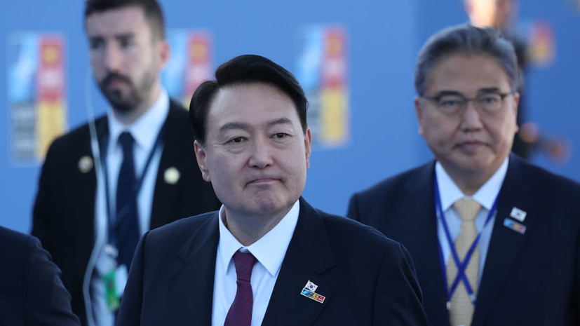 Президент Южной Кореи поручил военным дать быстрый ответ в случае провокаций КНДР