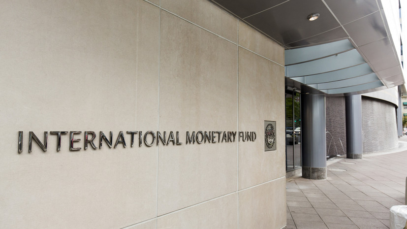 «Развивается достаточно хорошо»: почему МВФ улучшил прогноз по экономике России на 2022 год