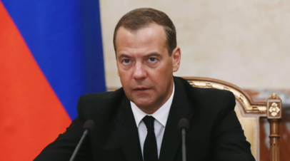 Медведев согласился с предложением приравнять детей Сталинграда к блокадникам