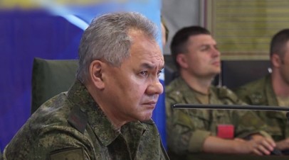 Шойгу вручил медаль Золотая Звезда главе концерна ВКО Алмаз-Антей Яну Новикову