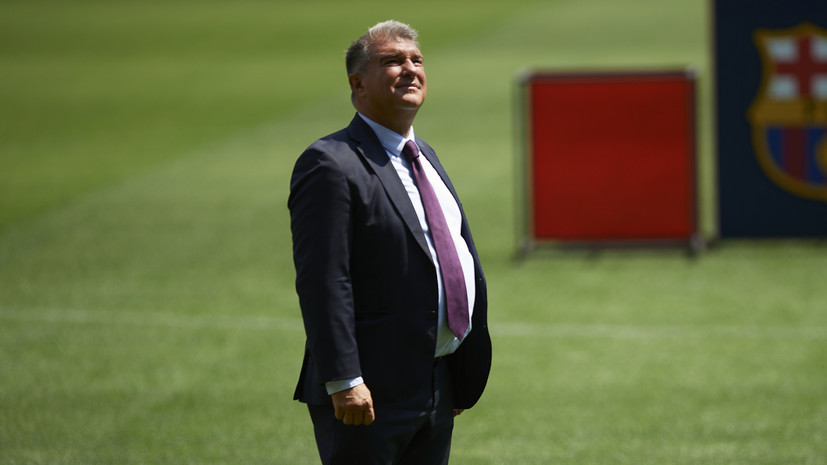 Президент «Барселоны» посоветовал двум игрокам искать новые клубы