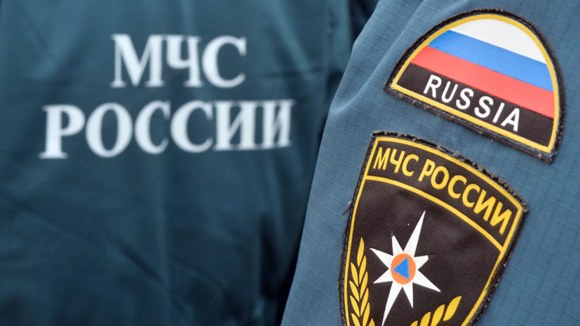 Аксёнов: МЧС контролирует ситуацию с возгораниями в районе аэродрома в Новофёдоровке