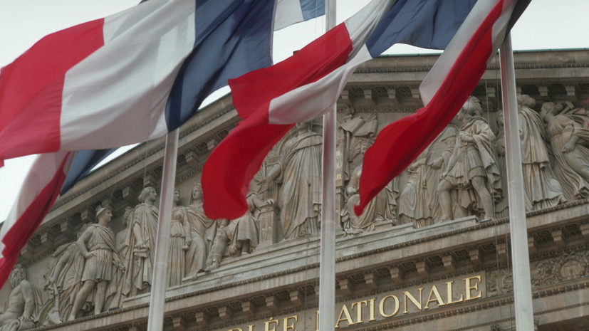 В парламенте Франции обозначили необходимость «подготовки к зиме» из-за ситуации в сфере энергетики