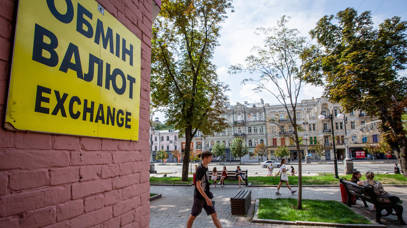 Политолог Дудчак усомнился в необходимости расширения статуса английского языка на Украине