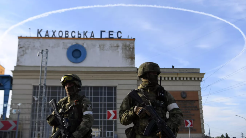 Каховская ГЭС работает в аварийном режиме из-за обстрелов ВСУ