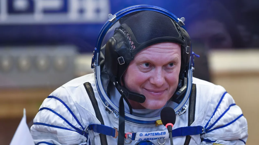 Космонавты Артемьев и Матвеев вышли в открытый космос для работы с манипулятором ERA