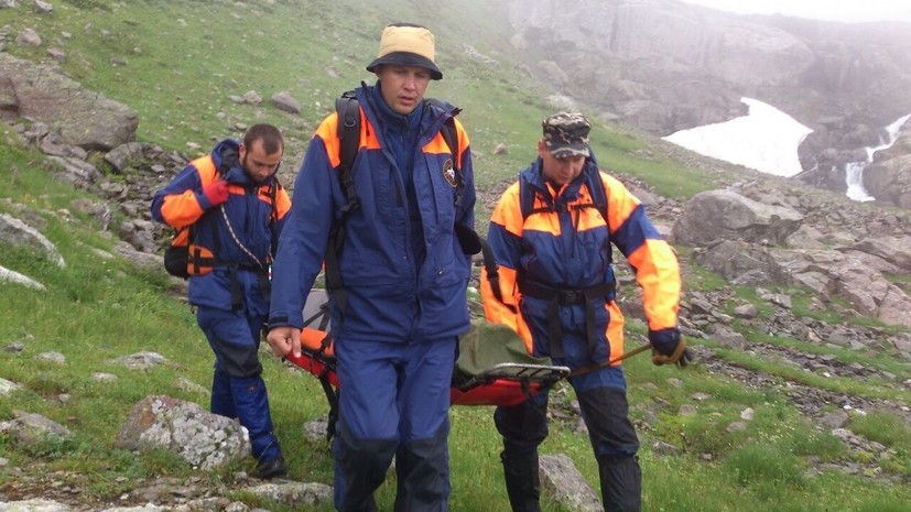 Двое альпинистов сорвались со скалы в Карачаево-Черкесии