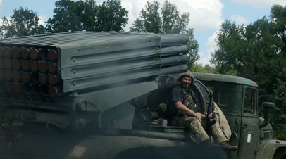 ВСУ выпустили шесть ракет из Града по посёлку в пригороде Донецка