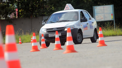 Автоэксперт Кадаков оценил идею включить курсы вождения в школьную программу