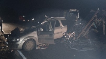 В результате ДТП с участием трактора в Омской области погибли четыре человека