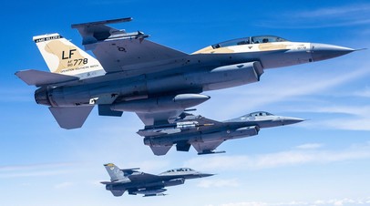 Истребители для Киева: почему США не торопятся передавать Украине боевые самолёты