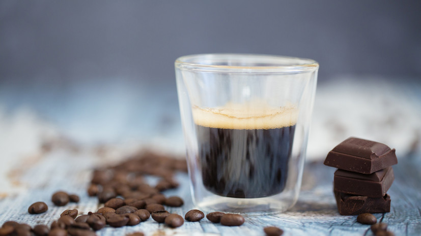 Эндокринолог Павлова назвала кофе и шоколад хорошими стимуляторами осенью