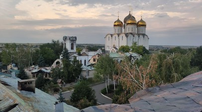До Москвы не достанут, отыгрываются на нас: как на линии фронта живёт Свято-Успенский Николо-Васильевский монастырь