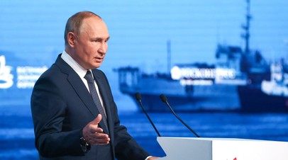 Путин назвал глупостью идею западных стран ограничить цены на газ из России