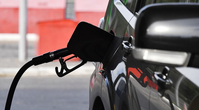 Без резких движений: как могут осенью измениться цены на бензин в России