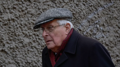 Петербургский БДТ поздравил Олега Басилашвили с 88-летием