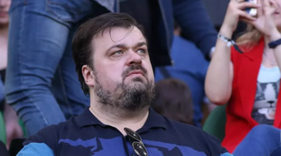 Гаджиев дал пощёчину Василию Уткину перед матчем в Медиалиге