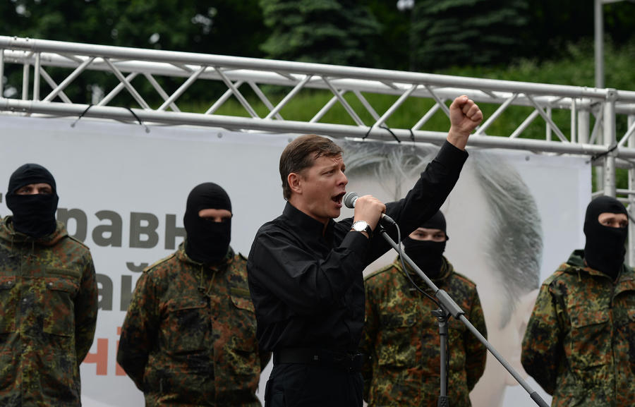 Депутат Рады признал, что воюющий в Донбассе батальон «Азов» наполовину состоит из уголовников