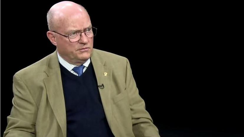 Экс-глава администрации Колина Паэулла: США лучше заниматься демократией в собственной стране