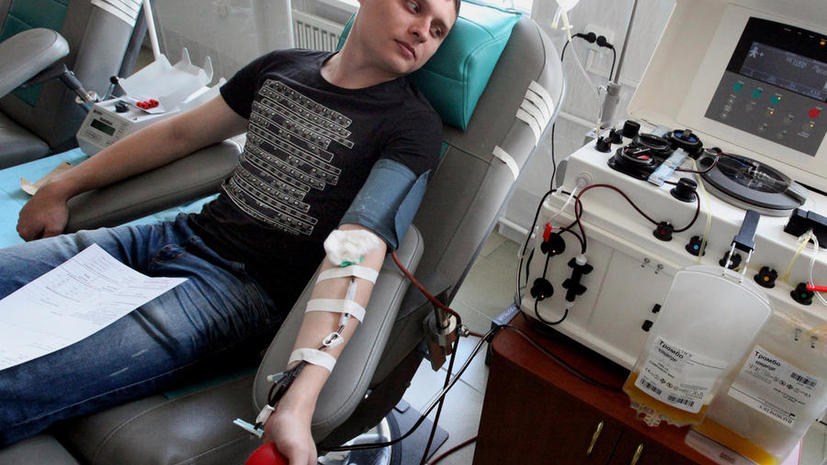 Парковка за кровь: донорам разрешат бесплатно оставлять машину в центре Москвы