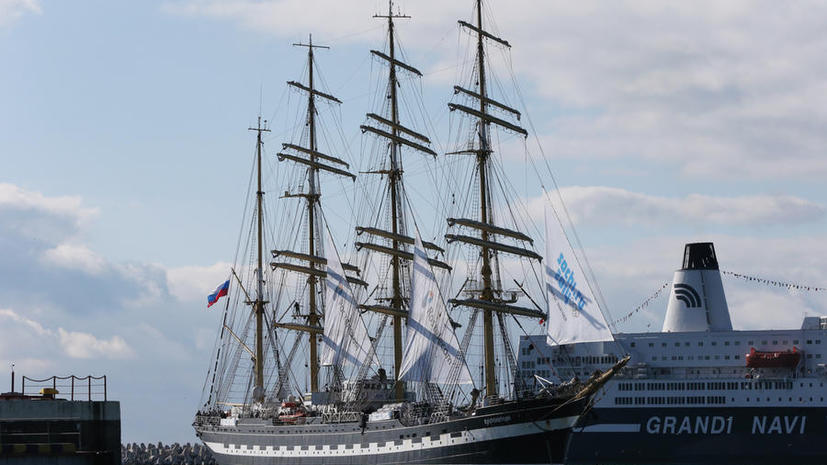 Экипаж парусника «Крузенштерн» пожелал российским олимпийцам успеха на Играх в Сочи