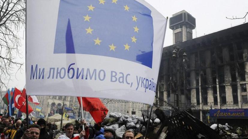 СМИ: Группа политтехнологов подготавливает информационные провокации на Украине