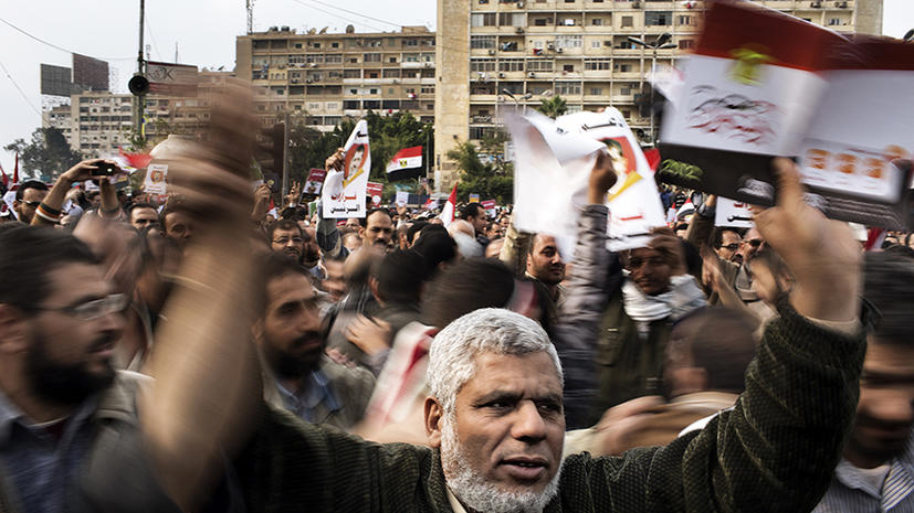 В Египте начались столкновения между противниками и сторонниками президента Мурси