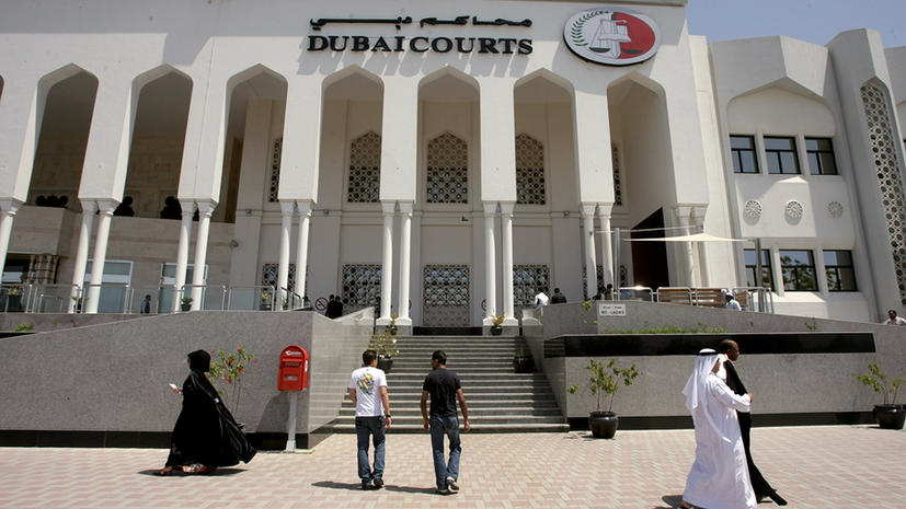 В Дубае изнасилованную девушку осудили за пребывание в нетрезвом виде