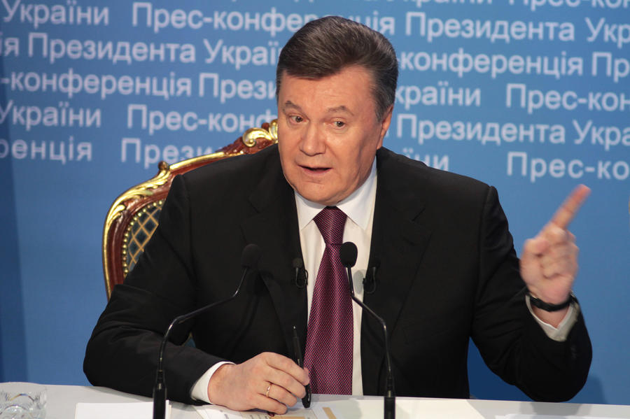 Генпрокурор РФ: Виктор Янукович - полноценный легитимный президент