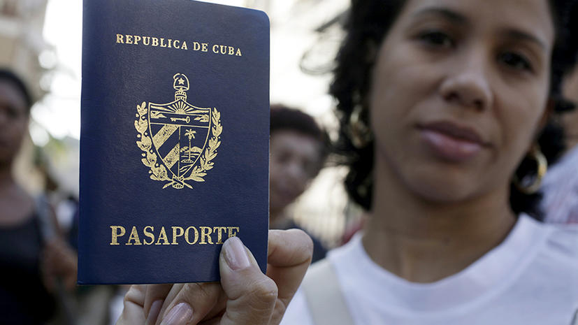 Куба отменила для своих граждан «выездные визы»