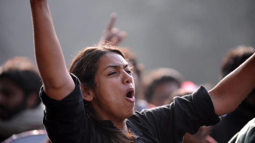 Индийская молодежь вышла на массовый митинг против насилия