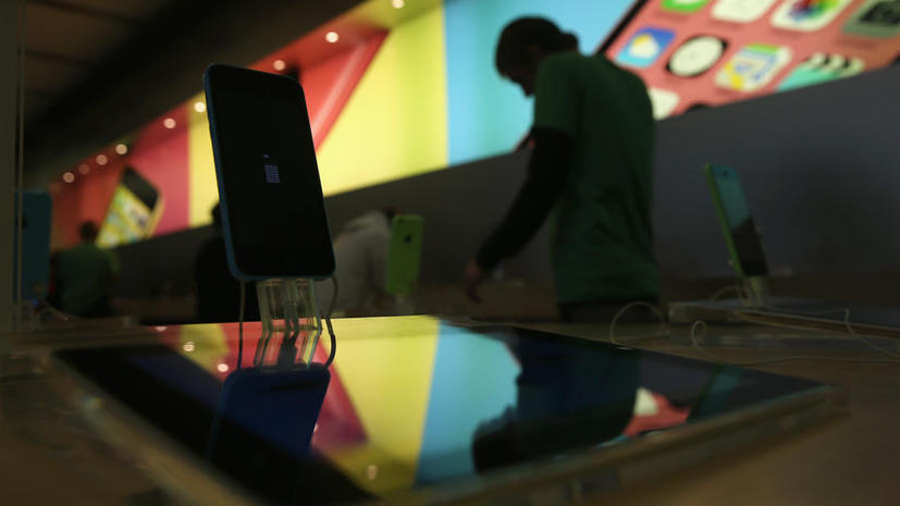 Голландские хакеры нашли брешь в системе безопасности iPhone