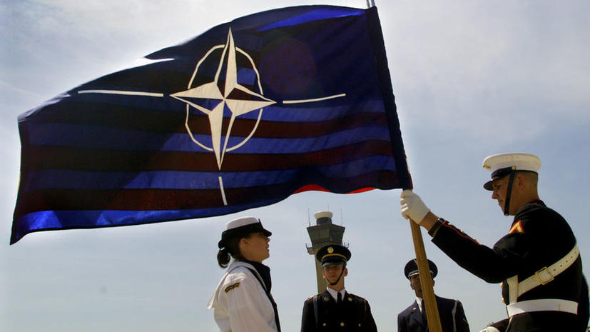 Эксперт: Рассказами об «устрашающих» действиях РФ США «выбивают» деньги из других членов НАТО