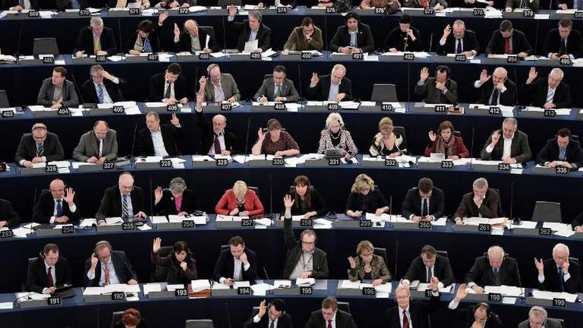 Депутаты Европарламента выступают против упоминания имени Эдварда Сноудена в докладе о деятельности АНБ
