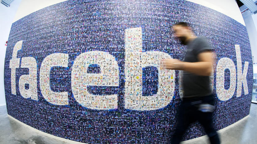 Британец решил лично встретиться с каждым из 730 своих друзей в Facebook