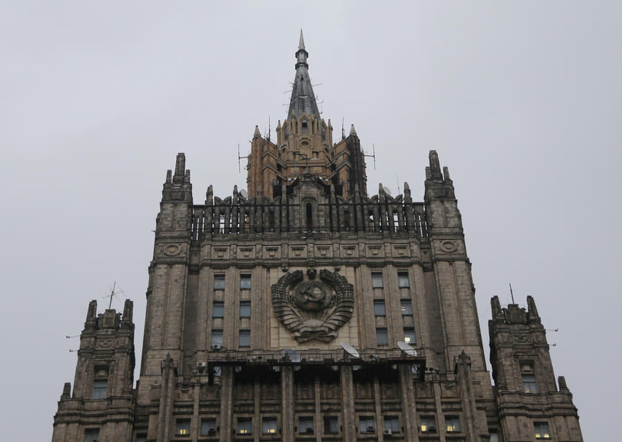 МИД РФ: Эр-Рияд вооружает и финансирует сирийских террористов