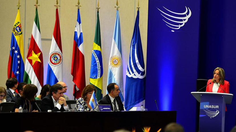 Лидеры латиноамериканских стран готовятся ответить на оскорбление Эво Моралеса