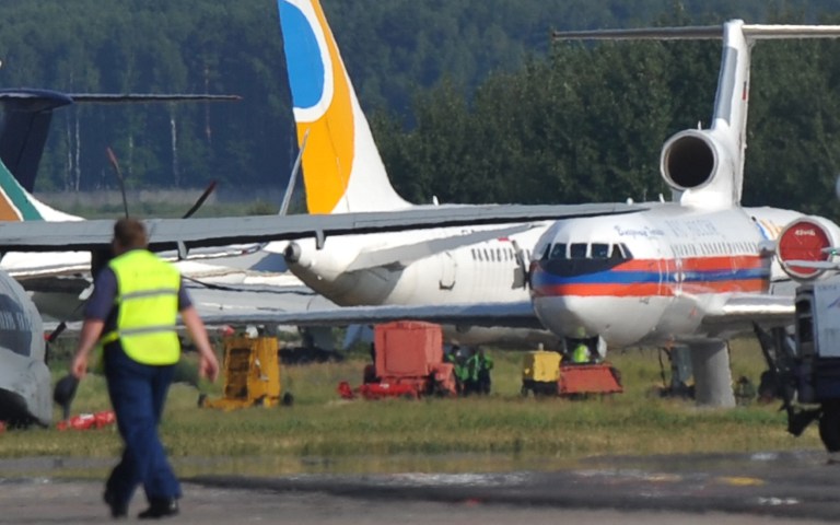 После комментария о конце света у самолета главы МЧС отказал двигатель
