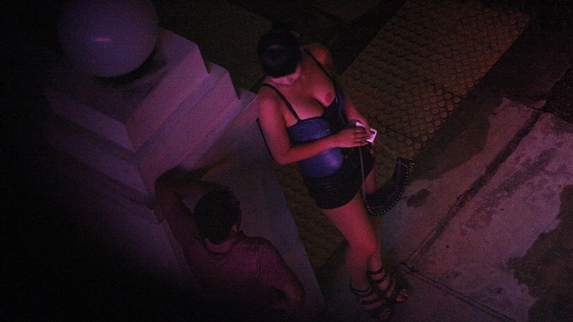 Facebook превратился в площадку для вербовки проституток в США