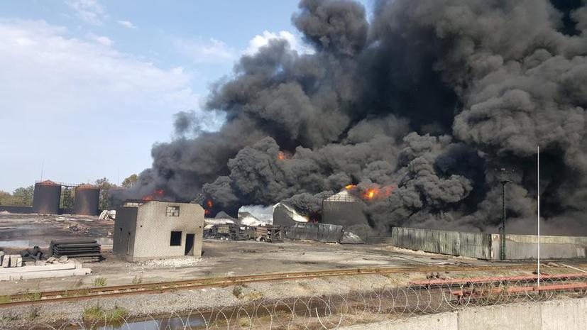 Четыре человека стали  жертвами пожара на нефтехранилище под Киевом