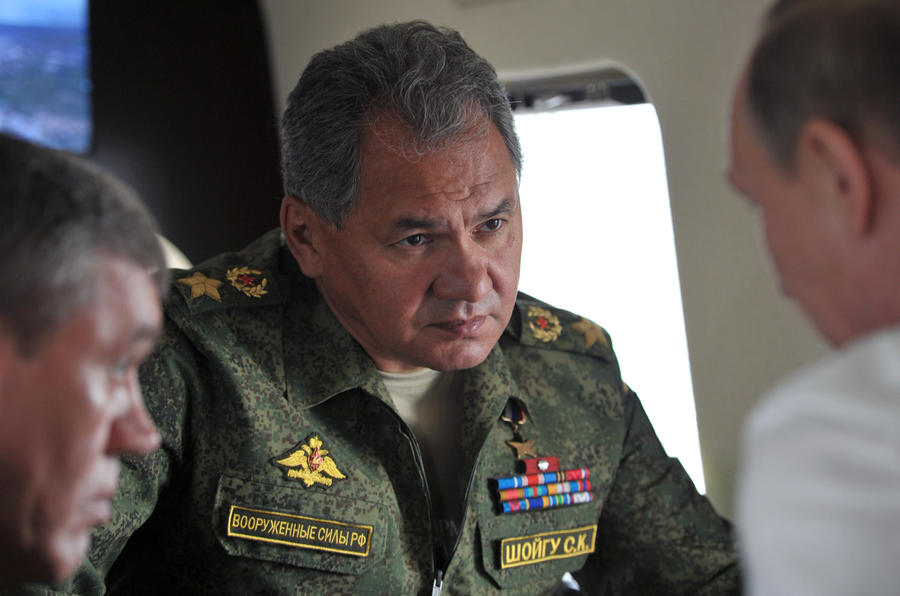 Военным комиссарам вернут погоны