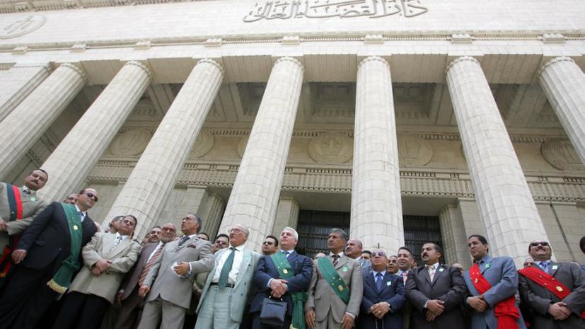 Египетские судьи решили бойкотировать референдум по новой Конституции