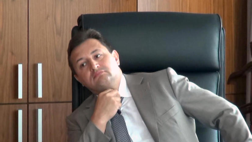 Председатель правления Росбанка успел получить от предпринимателя $1 млн перед задержанием