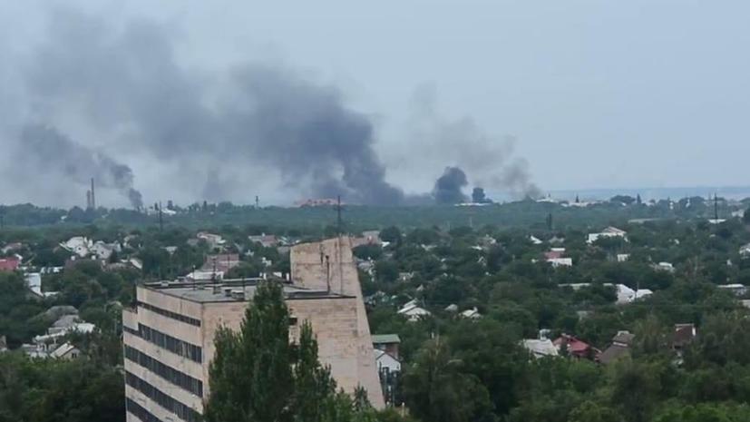 ЛНР: Украинские силовики ведут артиллерийский обстрел жилых кварталов Луганска