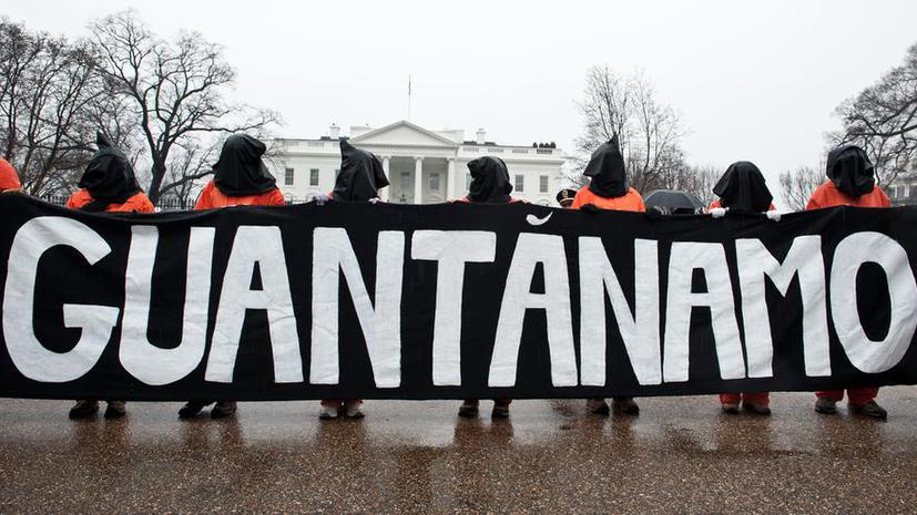 Узник Гуантанамо попросил судью прекратить принудительное кормление и прислать «Игру престолов»