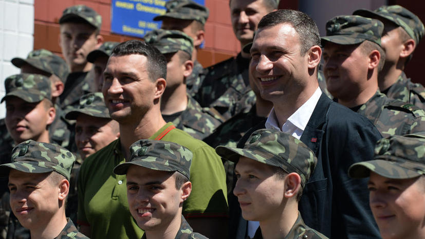 Братья Кличко проспонсируют батальон, участвующий в военной операции на юго-востоке Украины