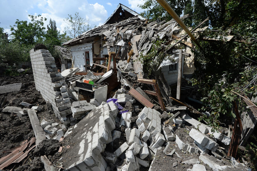HRW: Украинская армия применяла кассетные боеприпасы под Донецком